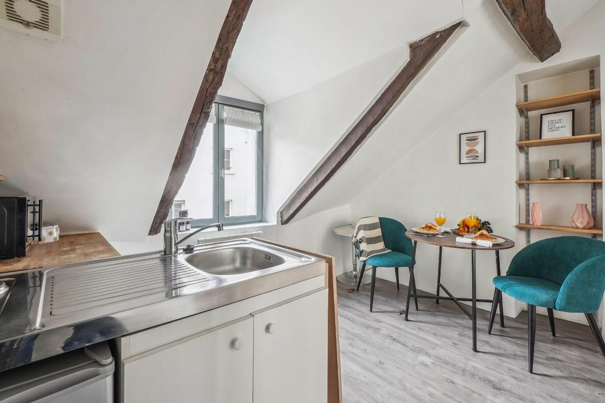 Place Des Vosges & Le Marais - Cityapartmentstay ปารีส ภายนอก รูปภาพ