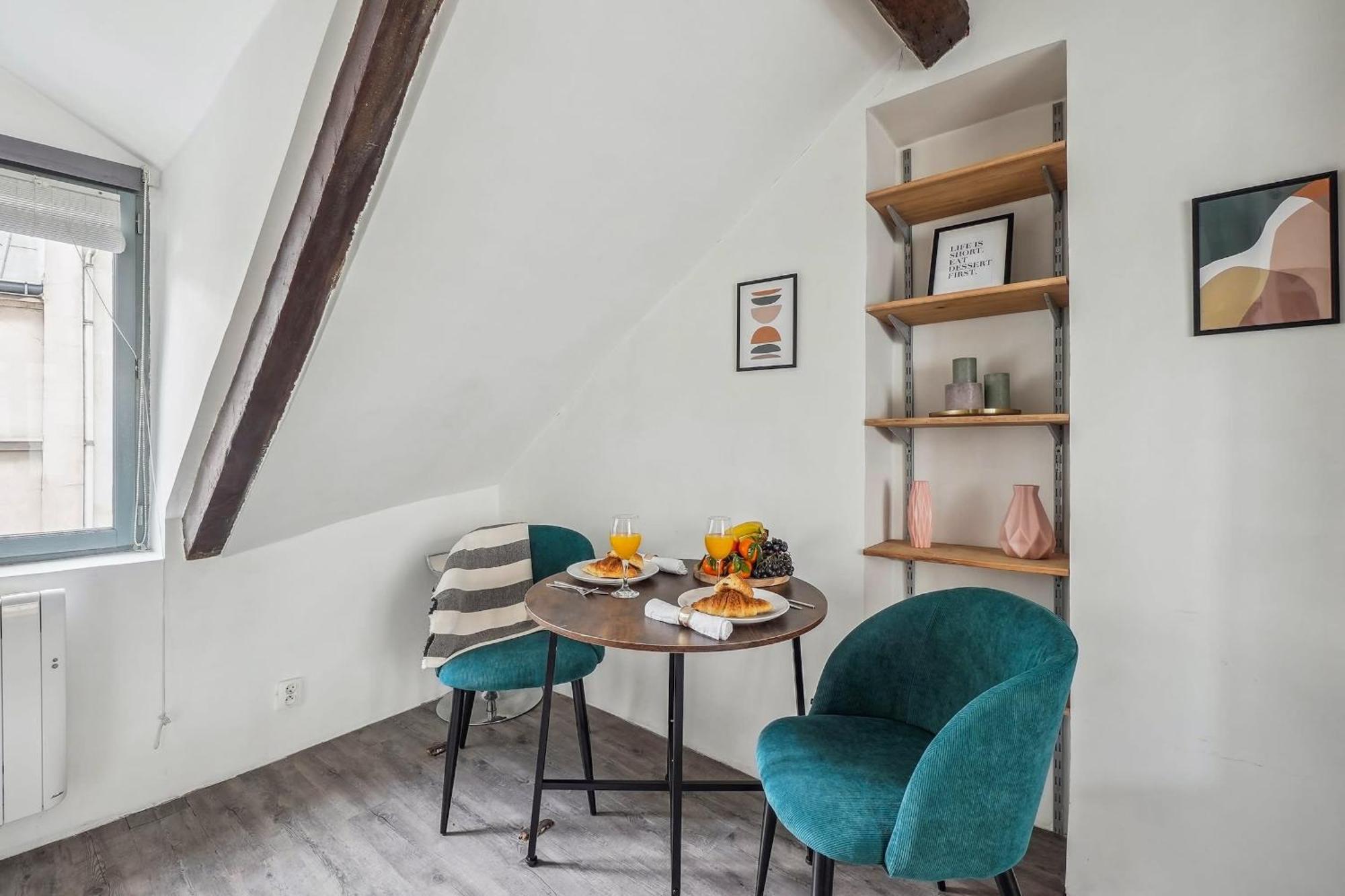 Place Des Vosges & Le Marais - Cityapartmentstay ปารีส ภายนอก รูปภาพ